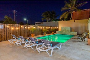 3BR Privatepool - Outdoor Dining - Great Location