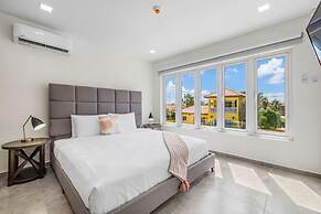 NEW 6 Bedroom Villa 2min Eagle Beach Palm Beach
