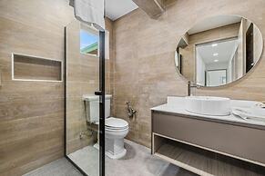 NEW 6 Bedroom Villa 2min Eagle Beach Palm Beach