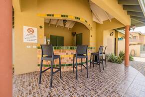 Tranquil 2BR 2BA in Gated Community Great Location