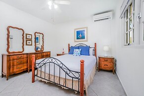 Tranquil 2BR 2BA in Gated Community Great Location