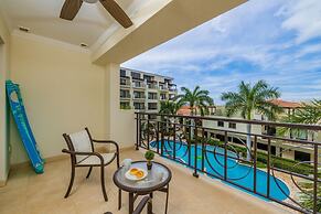 Amazing 2BR 2BA Condo Great Location w Pool GYM