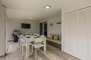 Brand NEW 3BR 2BA Villa With Amazing Amenities