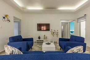Brand NEW 3BR 2BA Villa With Amazing Amenities