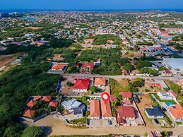 Great Cozy Comfortable Central 2BR 2BA w Pool