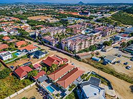 Great Cozy Comfortable Central 2BR 2BA w Pool