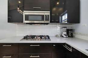 Great Cozy Comfortable Central 2BR 2BA w Pool