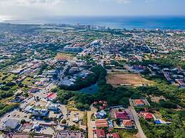 Great Cozy Comfortable Central 2BR 2BA w Pool