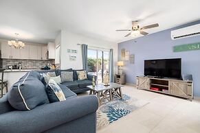 3BR Villa Central Location Private Pool Patio