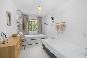 NEW 4br3ba Villa Near Eagle Beach w Private Pool