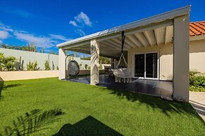 NEW Villa - Beautiful 3BR 2BA With Private Pool