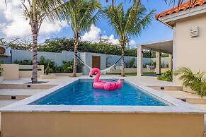 NEW Villa - Beautiful 3BR 2BA With Private Pool