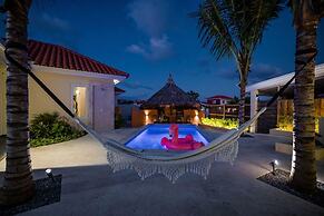 NEW Villa - Beautiful 3BR 2BA With Private Pool