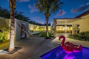 NEW Villa - Beautiful 3BR 2BA With Private Pool