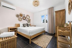 NEW Villa - Beautiful 3BR 2BA With Private Pool