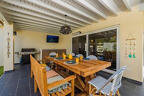 NEW Villa - Beautiful 3BR 2BA With Private Pool