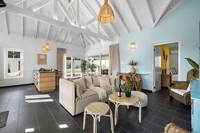 NEW Villa - Beautiful 3BR 2BA With Private Pool