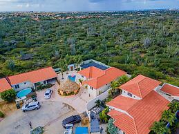 NEW Villa - Beautiful 3BR 2BA With Private Pool