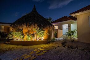 NEW Villa - Beautiful 3BR 2BA With Private Pool