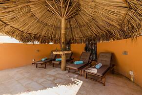 NEW Villa - Beautiful 3BR 2BA With Private Pool