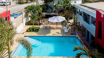 Quiet Cozy Central Close to the Beach Pool