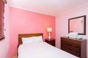 Amazing 2BR 1BA w Pool Close to the Beach BBQ