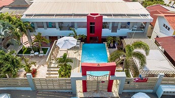 Amazing 2BR 1BA w Pool Close to the Beach BBQ