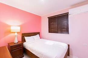 2BR 1BA Ground Level in the Heart of Aruba Pool