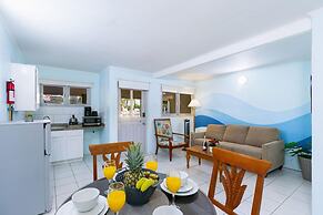 2BR 1BA Ground Level in the Heart of Aruba Pool