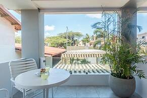 Sunny Pool Haven in the Heart of Aruba Pool BBQ