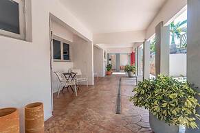 Sunny Pool Haven in the Heart of Aruba Pool BBQ