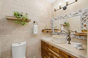 2BR Private Pool Outdoordining Amazing Gardens