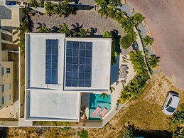 2BR Private Pool Outdoordining Amazing Gardens