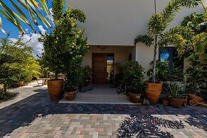 2BR Private Pool Outdoordining Amazing Gardens