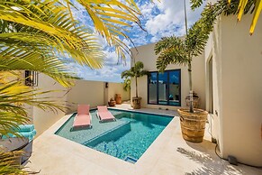 2BR Private Pool Outdoordining Amazing Gardens