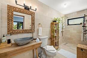 2BR Private Pool Outdoordining Amazing Gardens