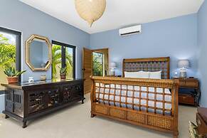 2BR Private Pool Outdoordining Amazing Gardens