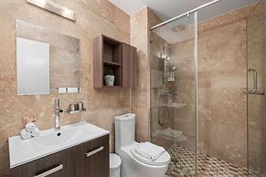 Ground Level Condo 2BR 2BA w Pool Access Gym