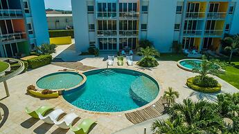 Ground Level Condo 2BR 2BA w Pool Access Gym