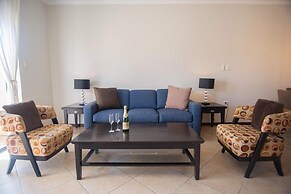 2BR 3BA GYM Pools 24 7 Security Restaurant