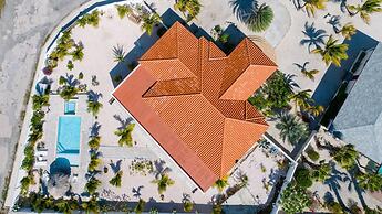 Beautiful 3br2 5BA Villa w Pool Close 2 Baby Beach