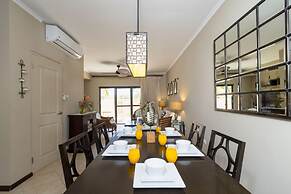 2BR 3BA Town Home w GYM Tennis Courts Pools