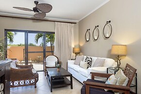 2BR 3BA Town Home w GYM Tennis Courts Pools