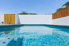 Brand NEW Modern 2BR 2BA With Private Pool Patio