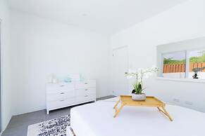 Brand NEW Modern 2BR 2BA With Private Pool Patio