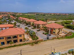 2br2ba Townhome With Pools GYM Gold Coast