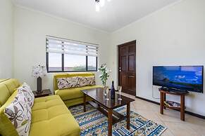 2br2ba Townhome With Pools GYM Gold Coast