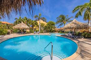 2br2ba Townhome With Pools GYM Gold Coast