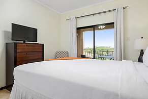 2br2ba Townhome With Pools GYM Gold Coast