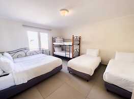 Spacious 6BR Villa w Pool Close2beach Sleeps 16